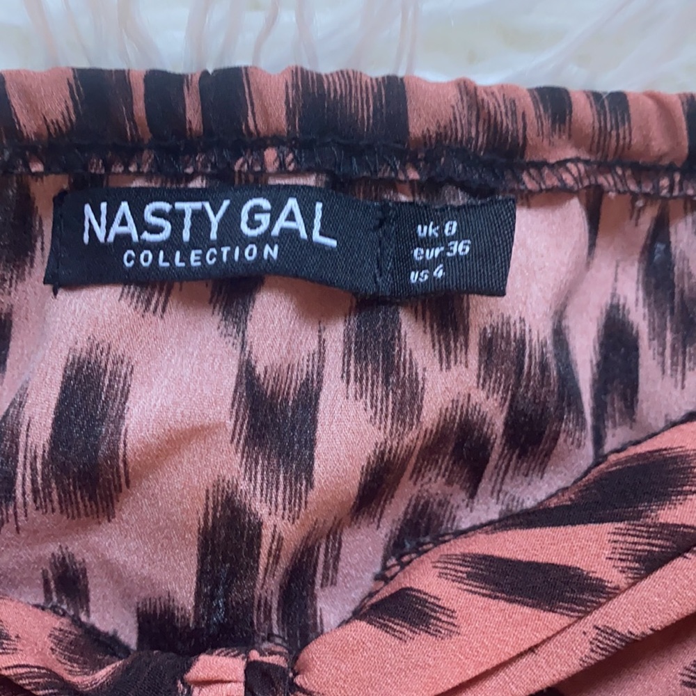 Nasty Gal Leopard Ruched Top - Picture 5 of 6